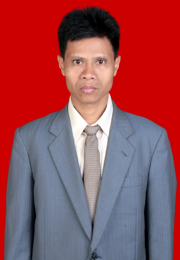 Sahadi, S.IP., M.M.